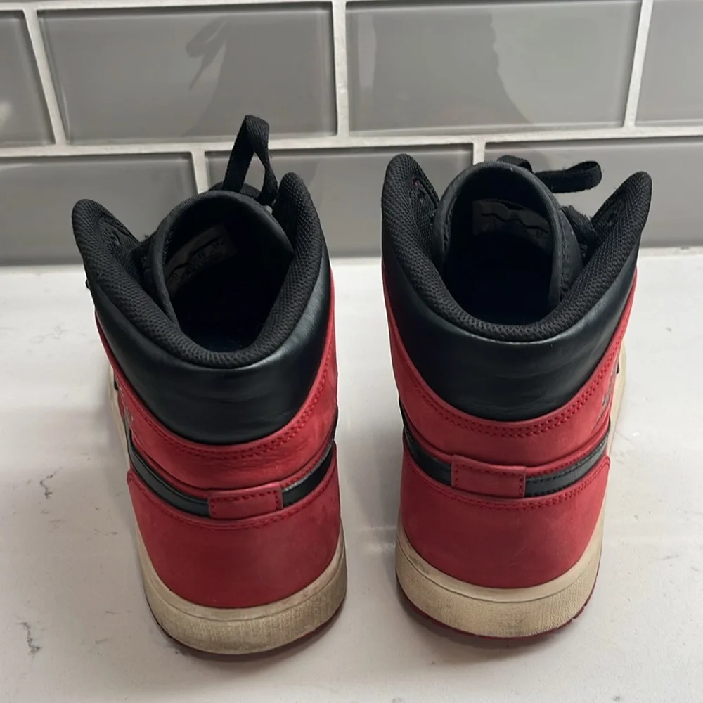 Air Jordan 1 Mid Reverse Bred‎ (554724-610) Size 11